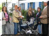 13.09.2005 Bchergeld-Gewinnaktion mit MdL Heidi Lck vor dem Allgu Gymnasium