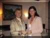 02.12.2005 berreichung des Preises an Svetlana Dobras, die Kemptner Gewinnerin der Postkartenaktion Bchergeld nein